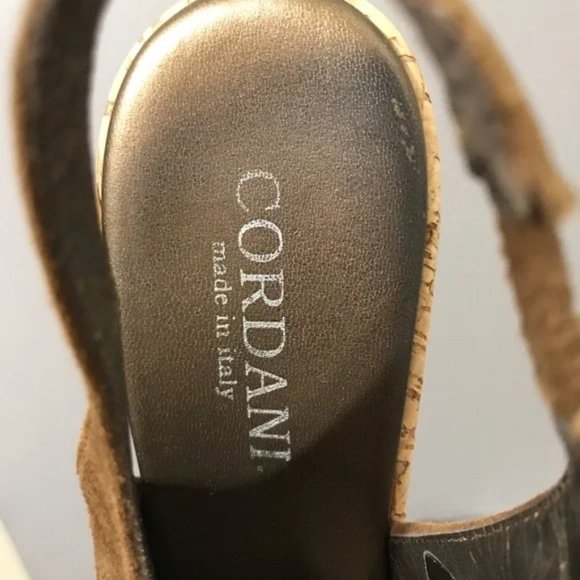 Cordani Cinnamon Made In Italy Suede Open Toe Wedges Sz-8 - Picture 7 of 9
